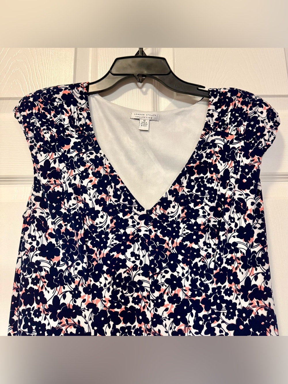 London Style Collection Floral V-Neck Fit & Flare Dress - Size 12 - Picture 4 of 10